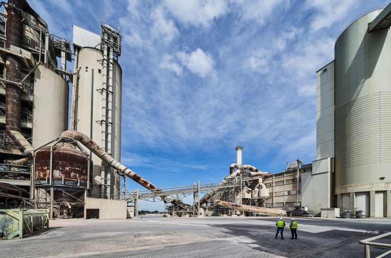 Wolfram Schroll fotografiert  Industrieprojekte für Kunden im In - und Ausland. Wolfram Schroll photographs ndustrial projects in Germany and Europe.