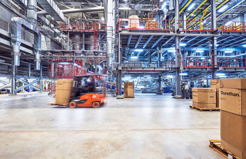 Wolfram Schroll fotografiert  Industrieprojekte für Kunden im In - und Ausland. Wolfram Schroll photographs ndustrial projects in Germany and Europe.