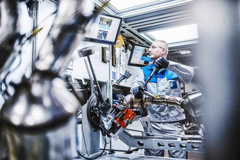 Wolfram Schroll fotografiert  Industrieprojekte für Kunden im In - und Ausland. Wolfram Schroll photographs ndustrial projects in Germany and Europe.