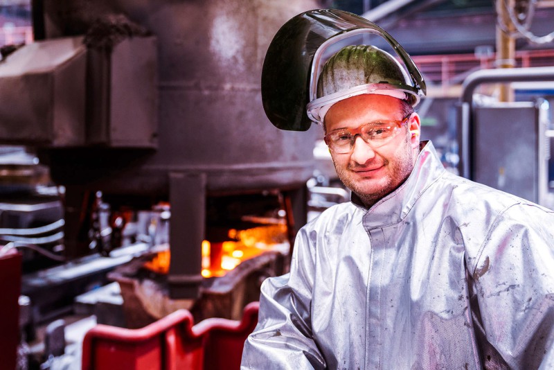 Wolfram Schroll fotografiert  Industrieprojekte für Kunden im In - und Ausland. Wolfram Schroll photographs ndustrial projects in Germany and Europe.