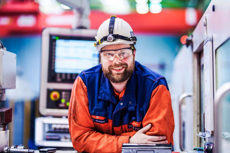 Wolfram Schroll fotografiert  Industrieprojekte für Kunden im In - und Ausland. Wolfram Schroll photographs ndustrial projects in Germany and Europe.