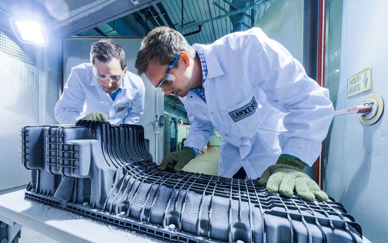 Wolfram Schroll fotografiert  Industrieprojekte für Kunden im In - und Ausland. Wolfram Schroll photographs ndustrial projects in Germany and Europe.