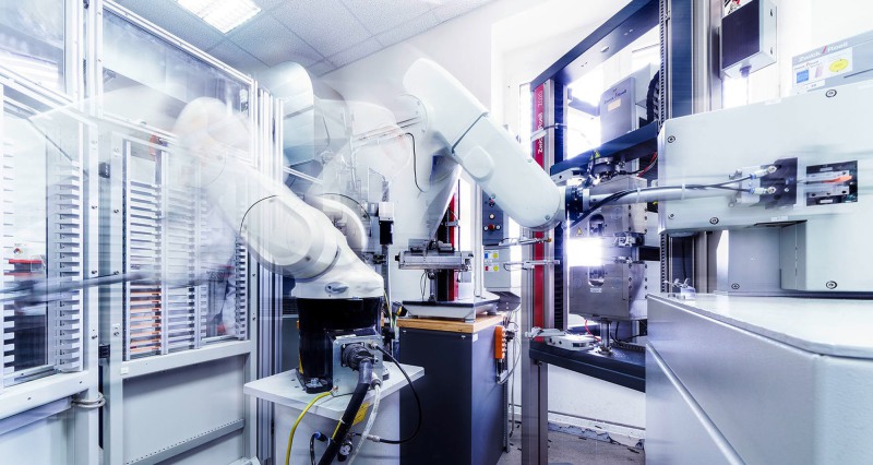 Wolfram Schroll fotografiert  Industrieprojekte für Kunden im In - und Ausland. Wolfram Schroll photographs ndustrial projects in Germany and Europe.
