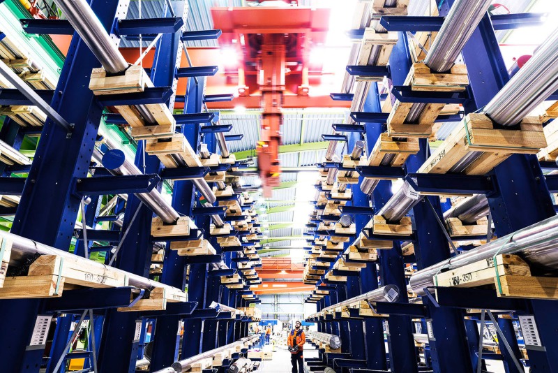 Wolfram Schroll fotografiert  Industrieprojekte für Kunden im In - und Ausland. Wolfram Schroll photographs ndustrial projects in Germany and Europe.