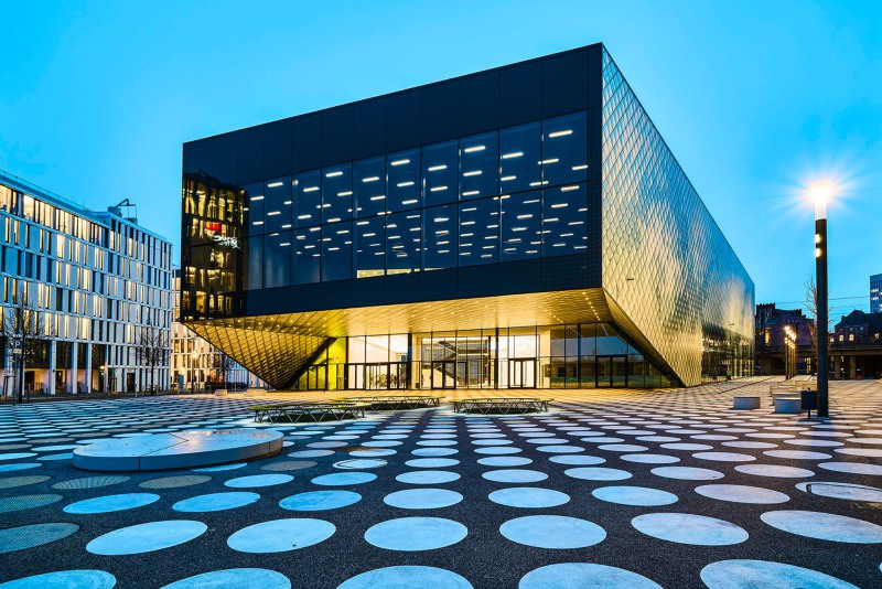 Wolfram Schroll fotografiert  Industrieprojekte für Kunden im In - und Ausland. Wolfram Schroll photographs ndustrial projects in Germany and Europe.