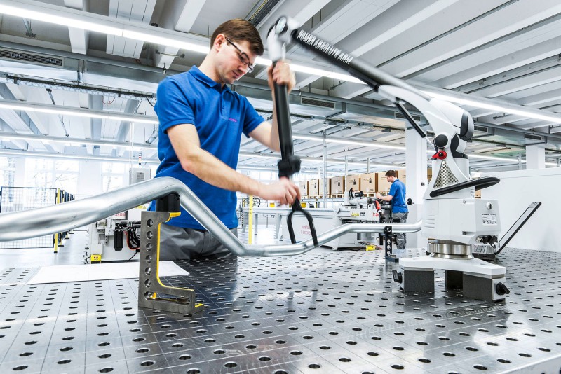 Wolfram Schroll fotografiert  Industrieprojekte für Kunden im In - und Ausland. Wolfram Schroll photographs ndustrial projects in Germany and Europe.