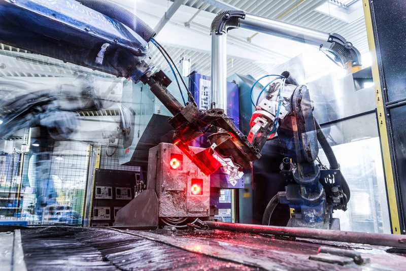 Wolfram Schroll fotografiert  Industrieprojekte für Kunden im In - und Ausland. Wolfram Schroll photographs ndustrial projects in Germany and Europe.