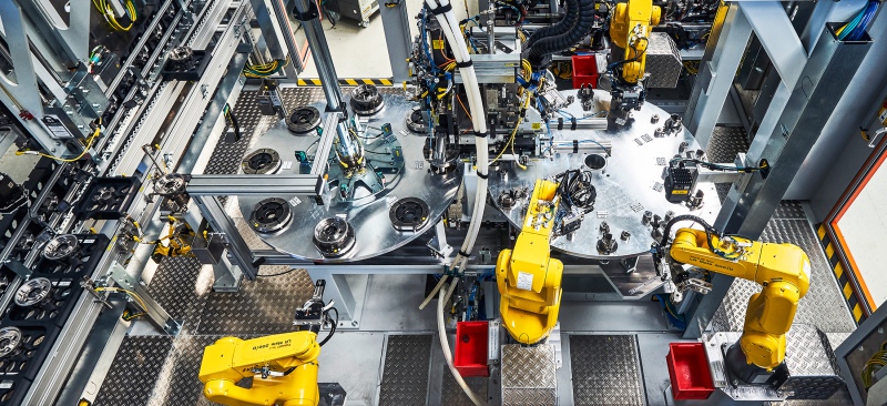 Wolfram Schroll fotografiert  Industrieprojekte für Kunden im In - und Ausland. Wolfram Schroll photographs ndustrial projects in Germany and Europe.