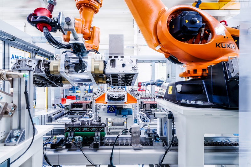Wolfram Schroll fotografiert  Industrieprojekte für Kunden im In - und Ausland. Wolfram Schroll photographs ndustrial projects in Germany and Europe.