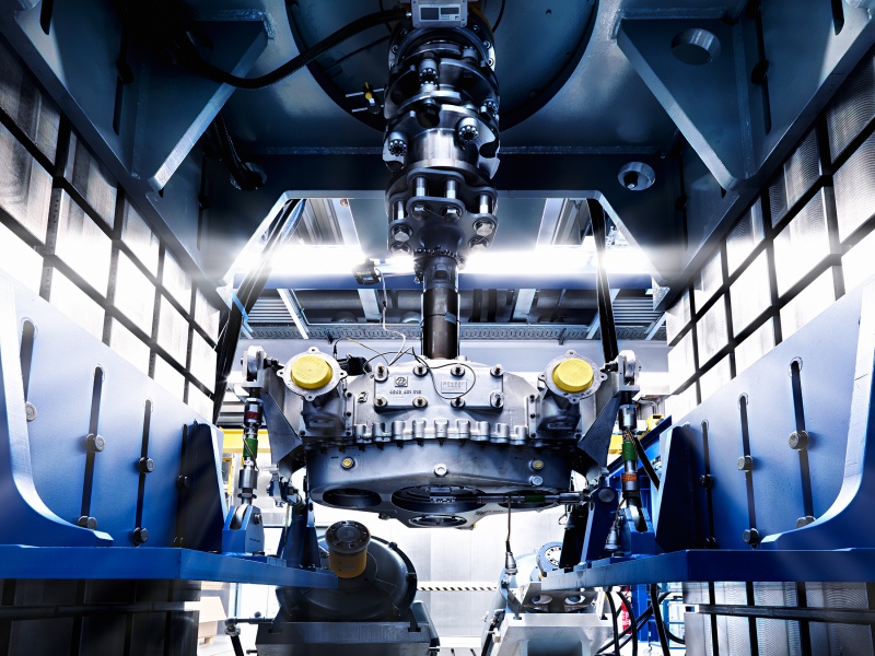 Wolfram Schroll fotografiert  Industrieprojekte für Kunden im In - und Ausland. Wolfram Schroll photographs ndustrial projects in Germany and Europe.