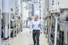 Wolfram Schroll fotografiert hochwertige Industrieprojekte für Kunden im In - und Ausland. Wolfram Schroll photographs high-value industrial projects in Germany and Europe.