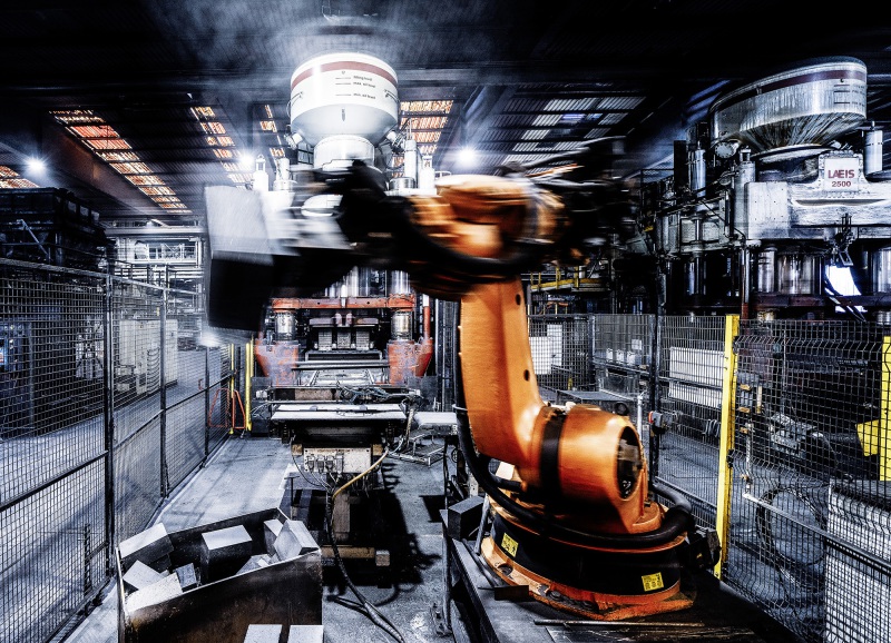 Wolfram Schroll fotografiert  Industrieprojekte für Kunden im In - und Ausland. Wolfram Schroll photographs industrial projects in Germany and Europe.
