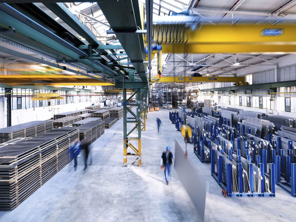 Wolfram Schroll fotografiert  Industrieprojekte für Kunden im In - und Ausland. Wolfram Schroll photographs industrial projects in Germany and Europe.