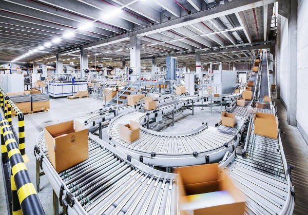 Wolfram Schroll fotografiert  Industrieprojekte für Kunden im In - und Ausland. Wolfram Schroll photographs industrial projects in Germany and Europe.