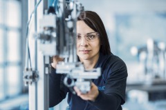 Wolfram Schroll fotografiert hochwertige Industrieprojekte für Kunden im In - und Ausland. Wolfram Schroll photographs high-value industrial projects in Germany and Europe.