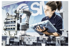 Wolfram Schroll fotografiert hochwertige Industrieprojekte für Kunden im In - und Ausland. Wolfram Schroll photographs high-value industrial projects in Germany and Europe.