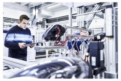 Wolfram Schroll fotografiert hochwertige Industrieprojekte für Kunden im In - und Ausland. Wolfram Schroll photographs high-value industrial projects in Germany and Europe.