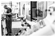 Nr24_2014_Wolfram-Schroll_WORK_xs_